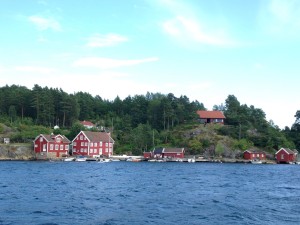 Typical Norwegian houses along the way