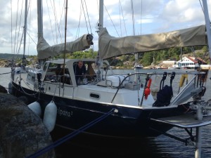We found a great rock – mooring Norwegian style again