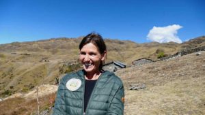 Simone explains what Por Eso! does