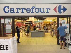 Entering the Carrefour in Tahiti